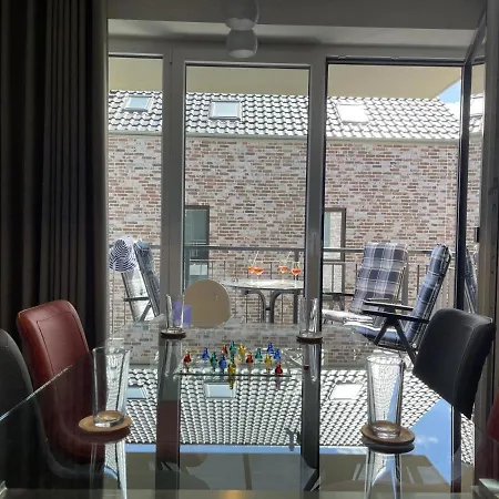 Apartment Tor 4